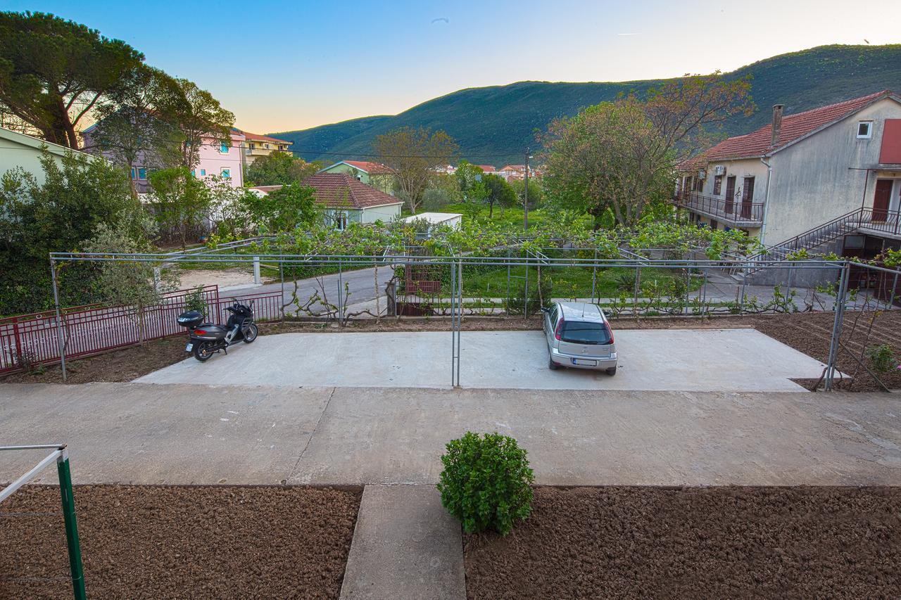 Appartement Beluga à Budva Extérieur photo