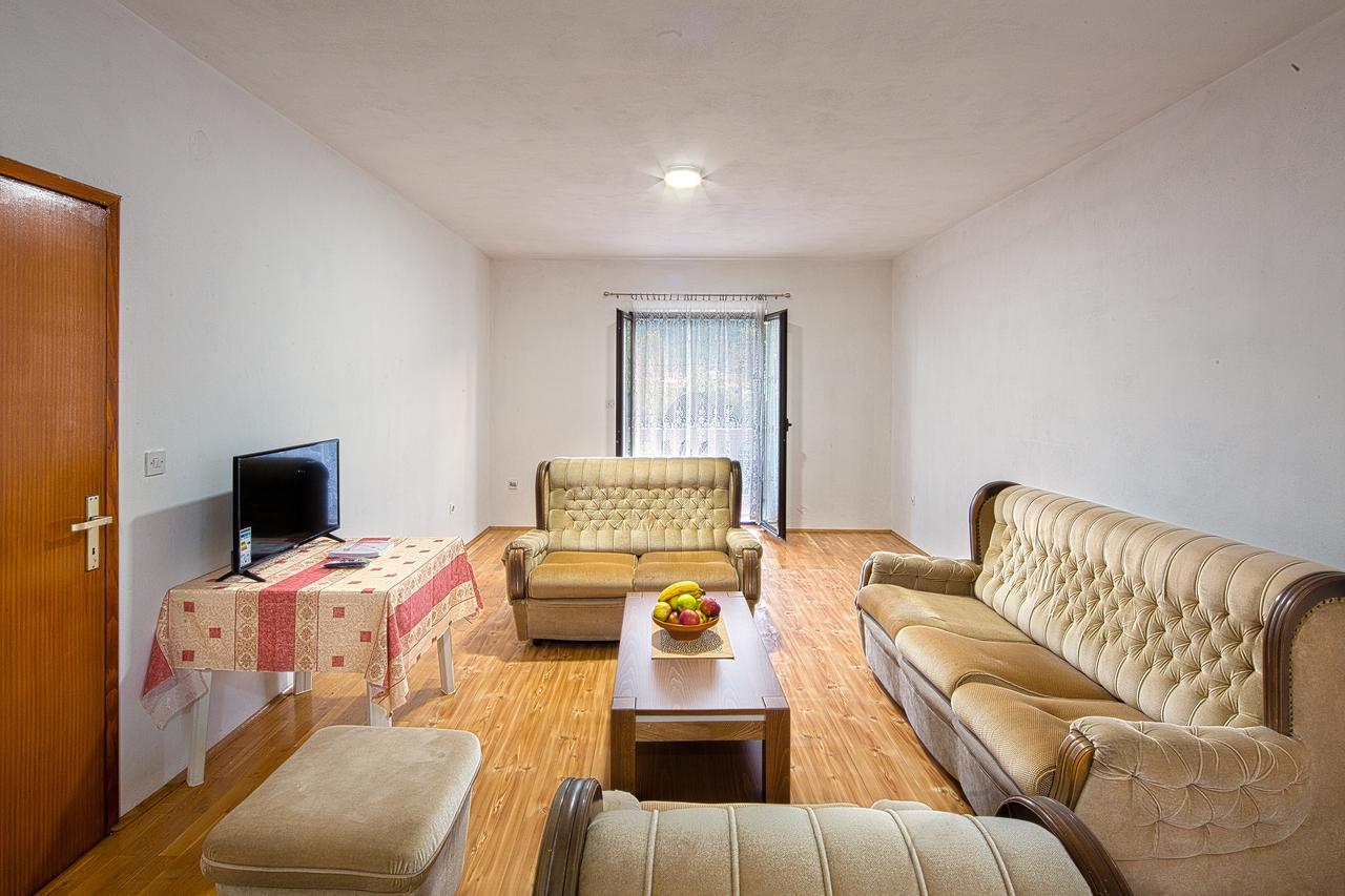 Appartement Beluga à Budva Extérieur photo