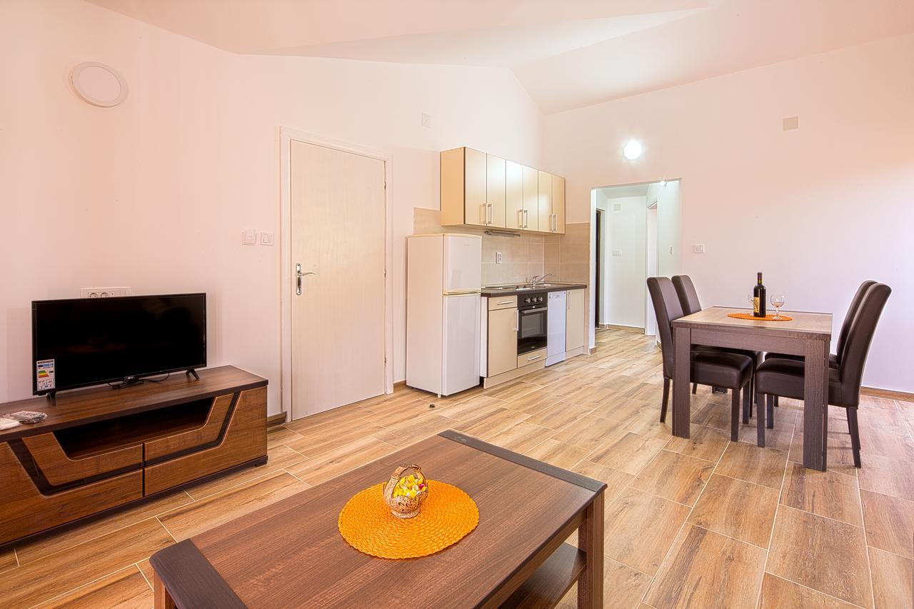 Appartement Beluga à Budva Extérieur photo